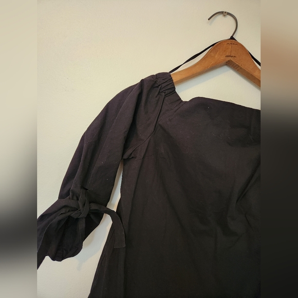 Aritzia Babaton Malik Off The Shoulder Blouse - Picture 5 of 7